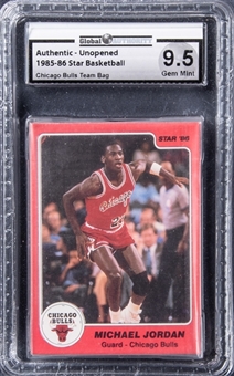 1985/86 Star Co. Chicago Bulls Unopened Team Bag - GAI GEM MT 9.5